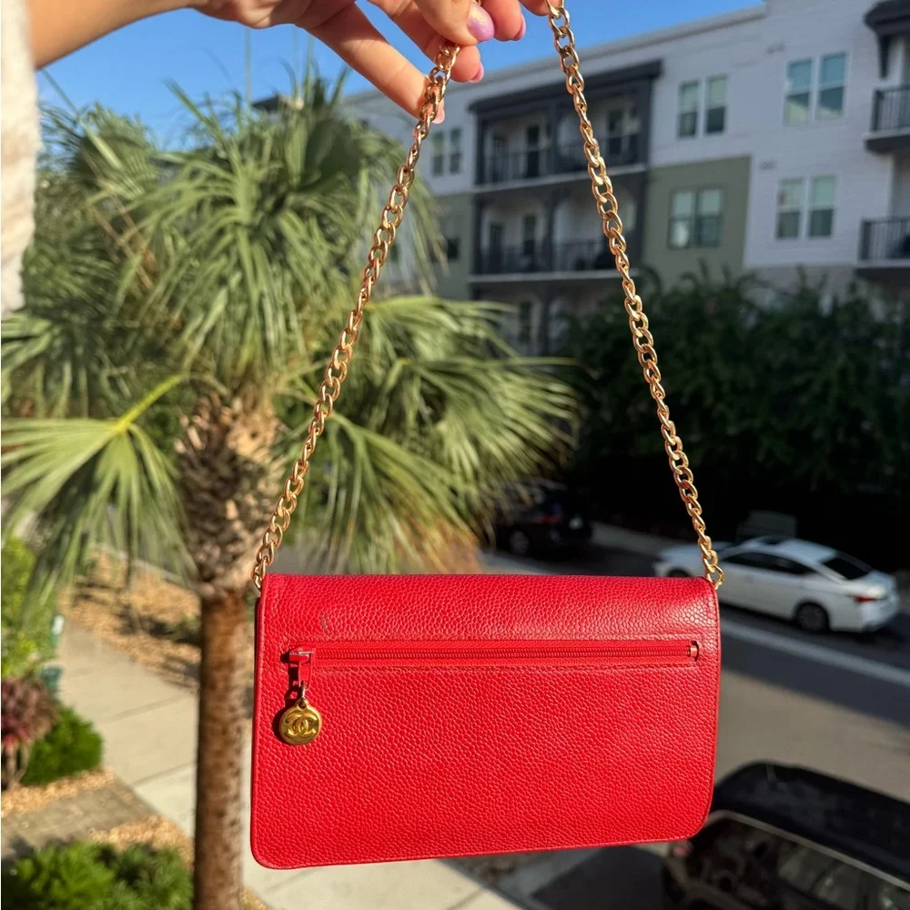 Vintage Chanel Red Caviar Leather Clutch Authentic, with Aftermarket Chain - Picture 3 of 14